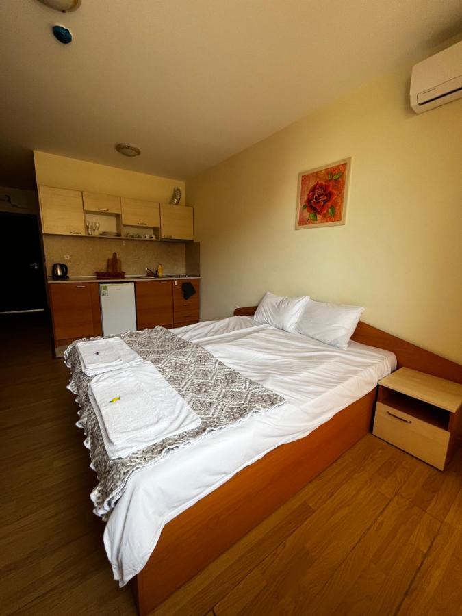 Mario Beach Apartment Nessebar Exterior photo