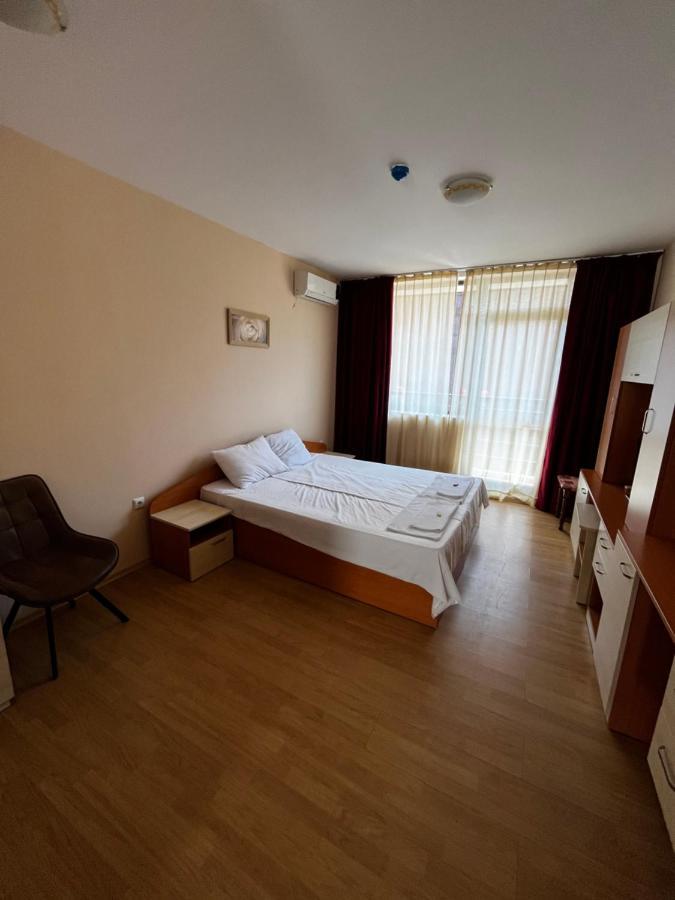 Mario Beach Apartment Nessebar Exterior photo